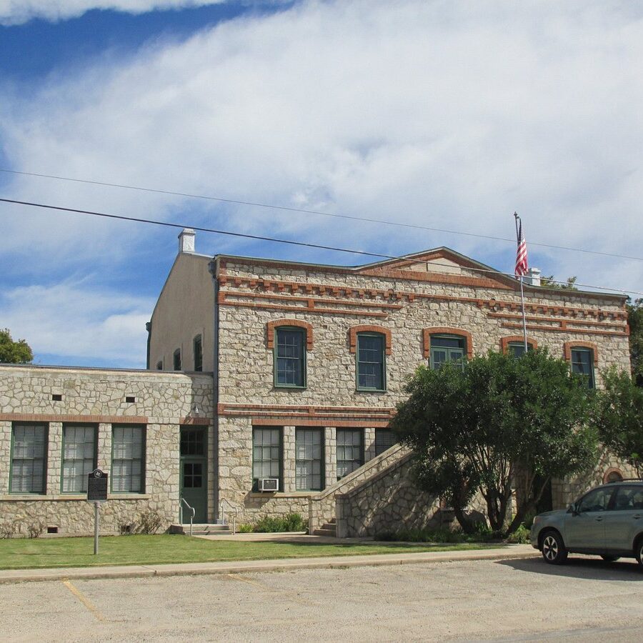 first-medina-county-courthouse